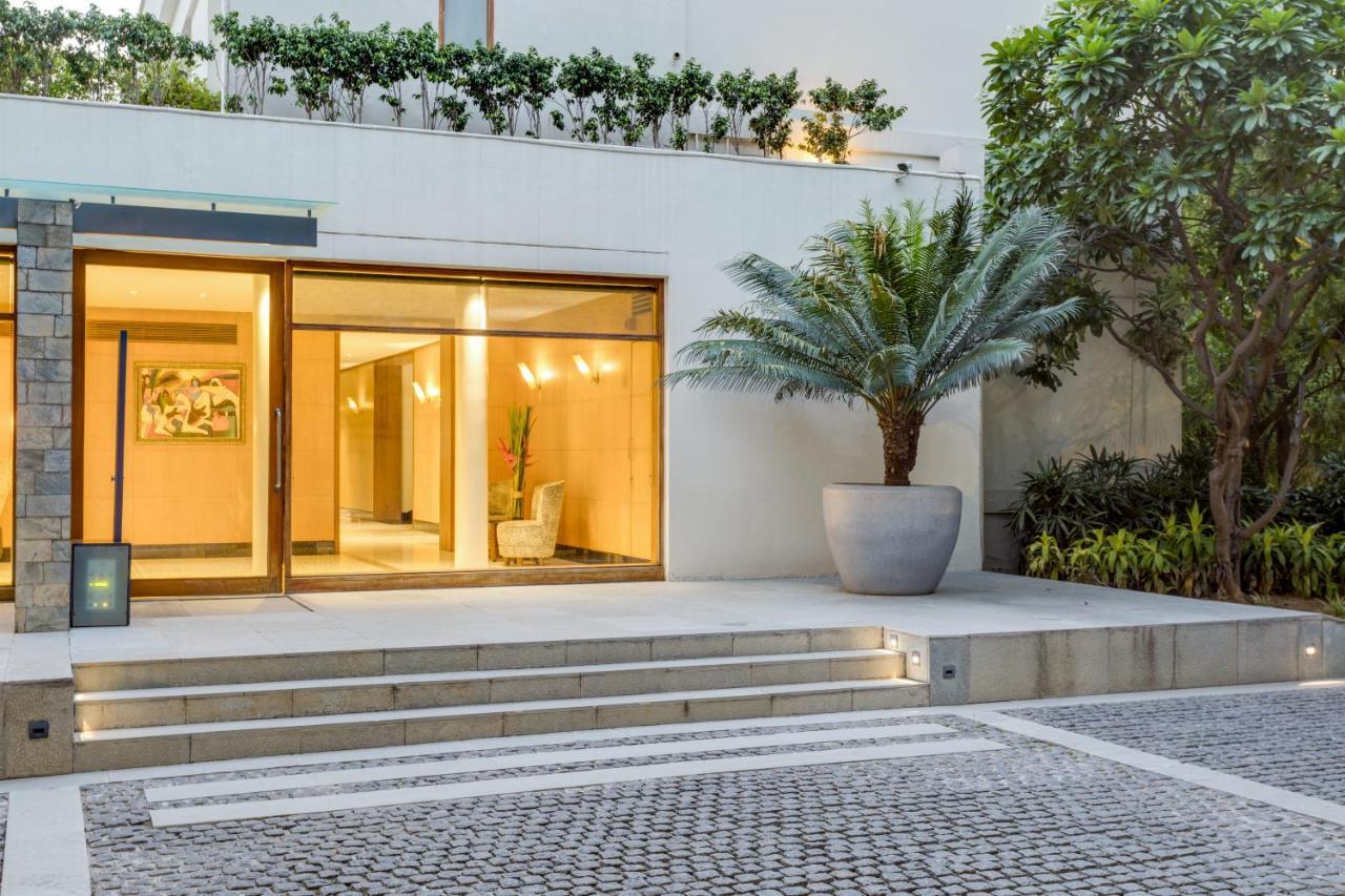 The Manor - New Delhi Hotel Exterior photo