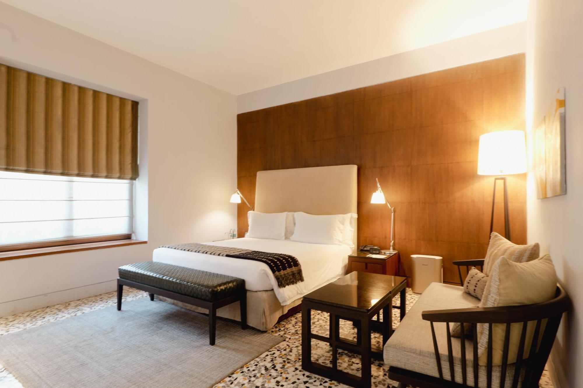 The Manor - New Delhi Hotel Exterior photo